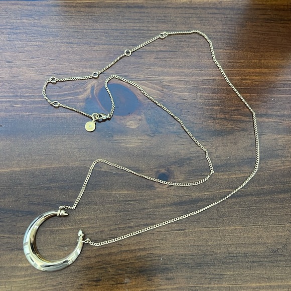 STELLA & DOT gold crescent necklace - Picture 2 of 4